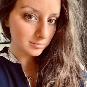 Meet your Posher, Rebecca